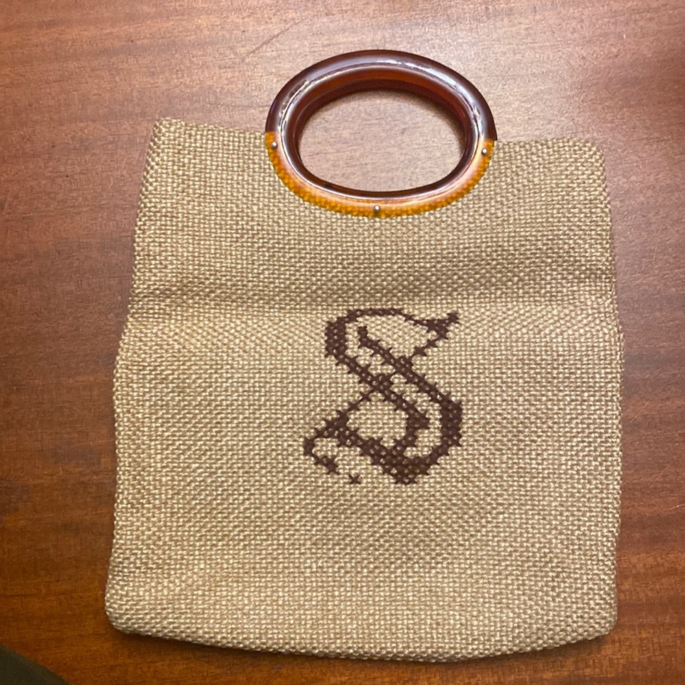 Burlap woven clutch